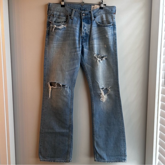 Hollister Men's Slim Bootcut 30x30 Distressed Jeans, Medium Wash Button Fly - Picture 1 of 10